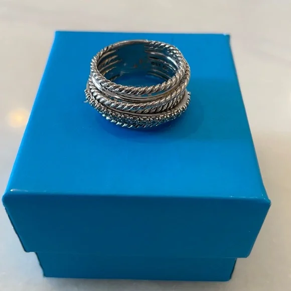 David Yurman diamond band - Picture 5 of 6